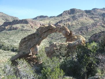 Arch in Peters Canyon near Peters Mesa